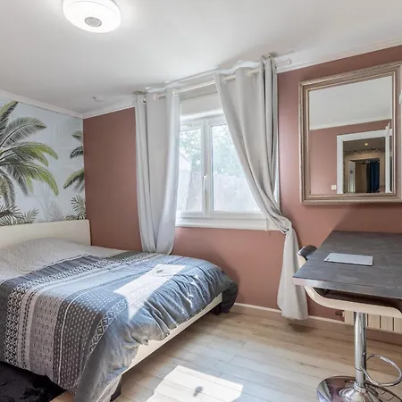 Appt Rez-de-jardin Salle De Reunion *