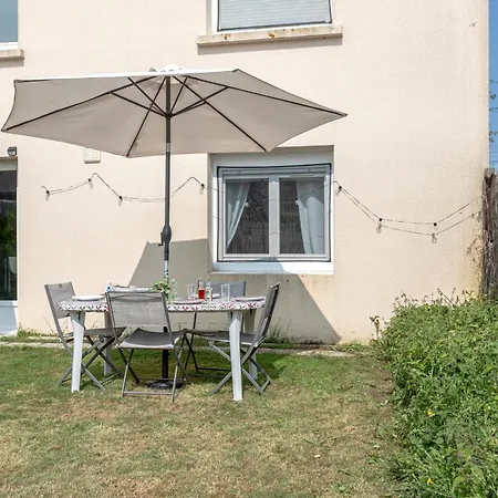 Appt Rez-de-jardin Salle De Reunion Апартаменты *